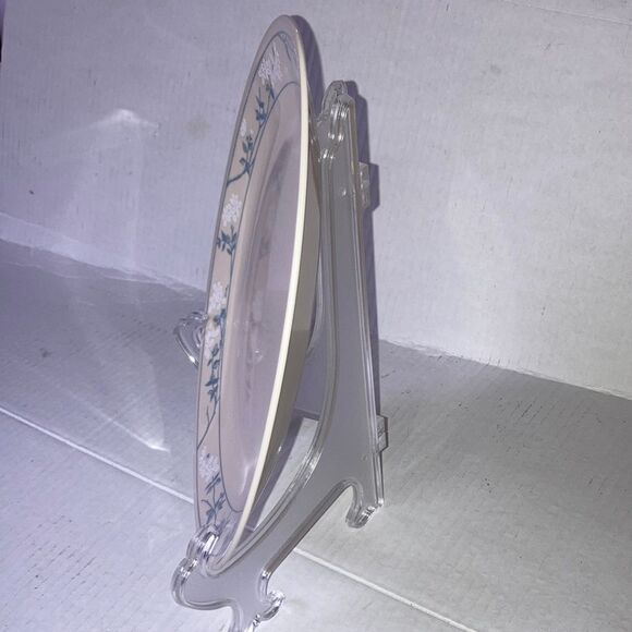 CORELLE First of Spring Dinner Plate Creamy White Country Flowers 10.25 in - Picture 3 of 7